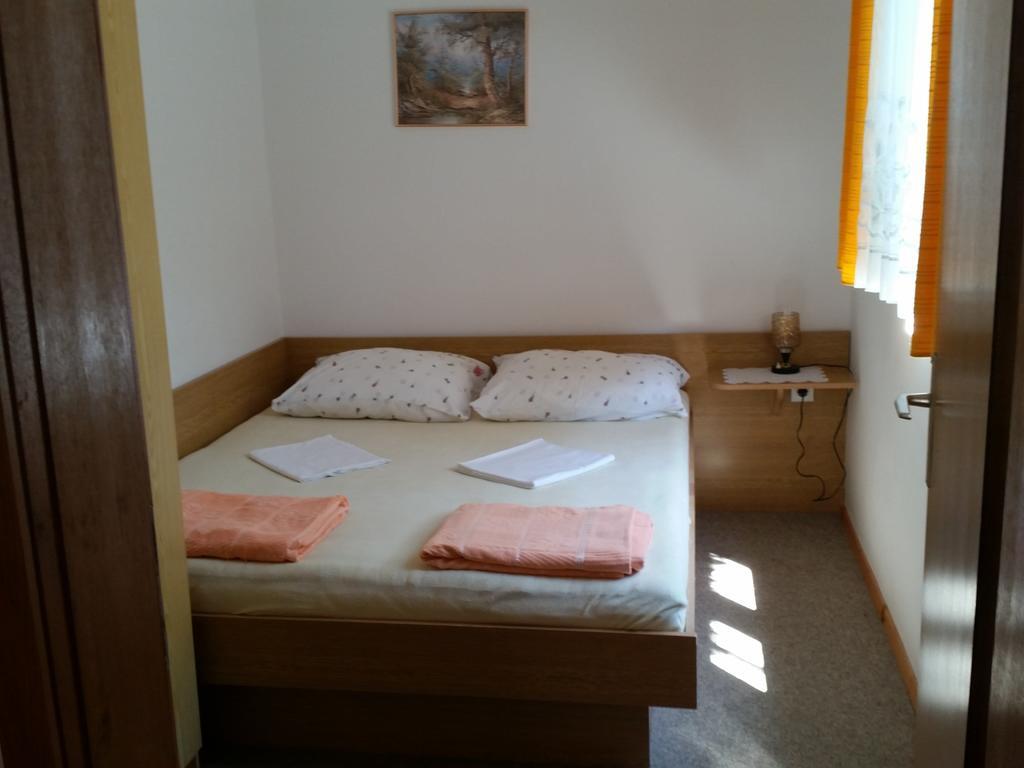 Apartment Irena Crikvenica Zimmer foto